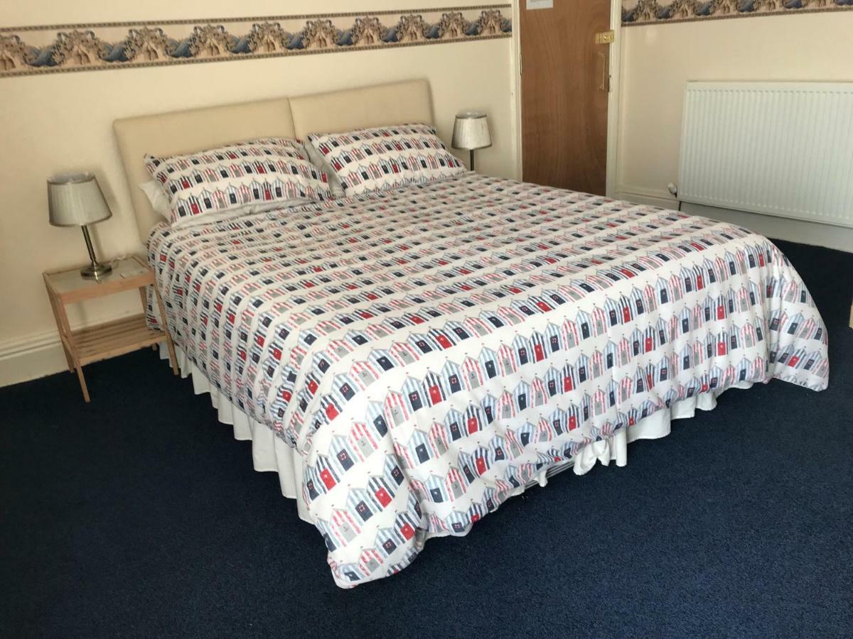 The Kathrene Holiday Flats Fleetwood Extérieur photo